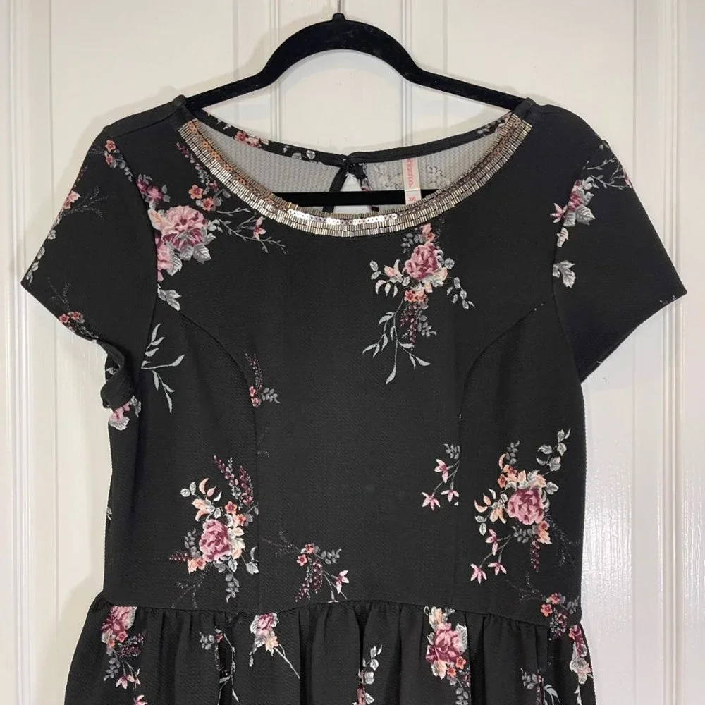 Xhilaration Black Floral Fit & Flare Dress Embellished Neckline Size XXL